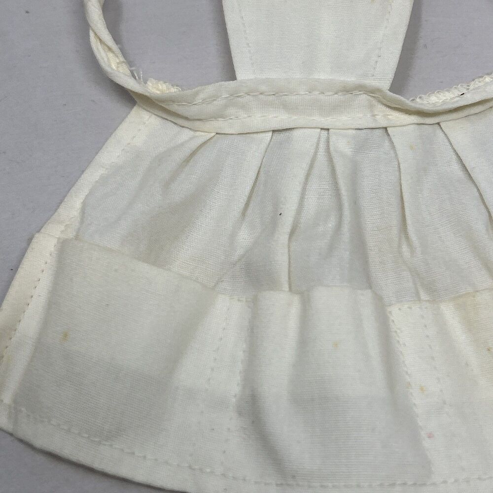 Vintage Barbie #962 "Barbie Q" - Dress, Apron, Chef Hat, Hot Pad & 2 Utensils - Picture 8 of 15